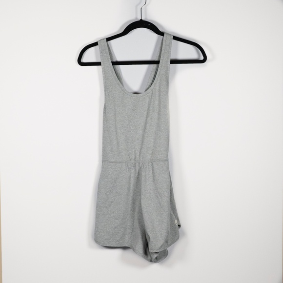 Vuori Women's Halo Retro Dream Knit Ultra Soft Romper Playsuit Pale Grey Heather - Picture 1 of 4